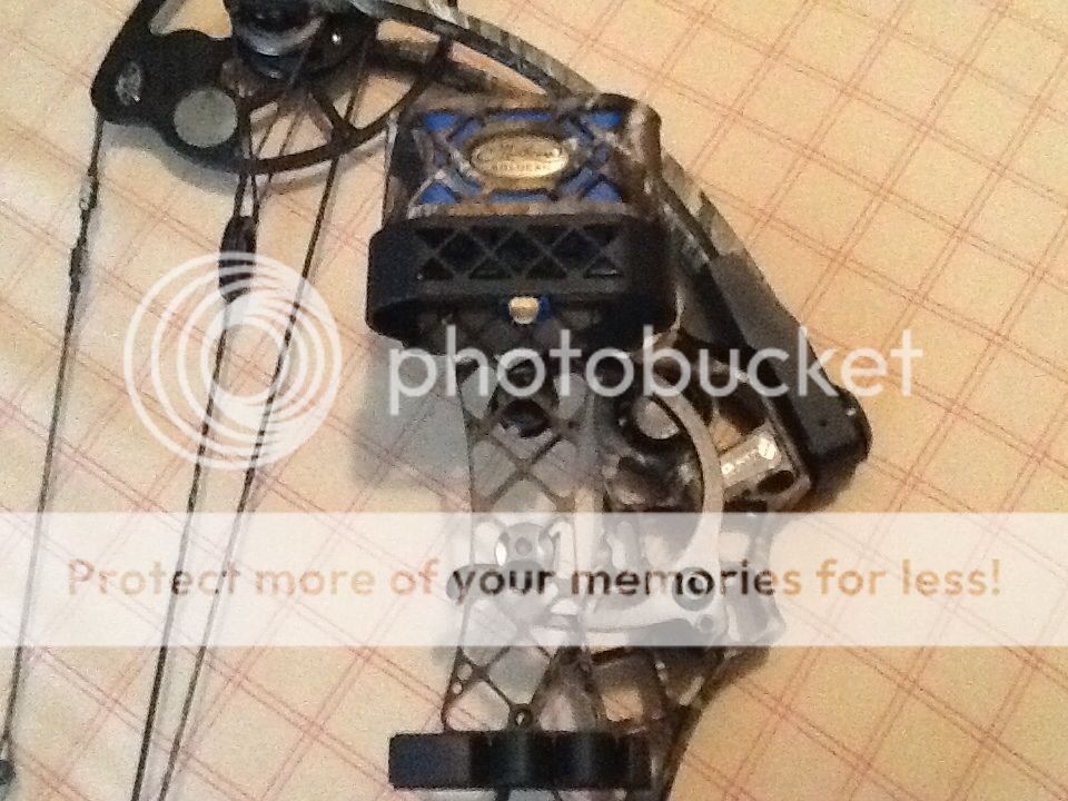 Mathews Chill X Bow QAD Rest, Mathews Quiver, Ext stab, Trophy Ridge 1